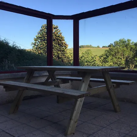 L'amont Et L'aval Casa de Férias