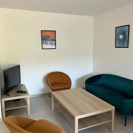 L'amont Et L'aval * Ετρετά